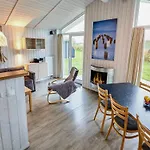 4 Star In Friedrichkoog Holiday home Friedrichskoog