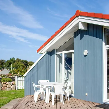 4 Star In Friedrichkoog Friedrichskoog